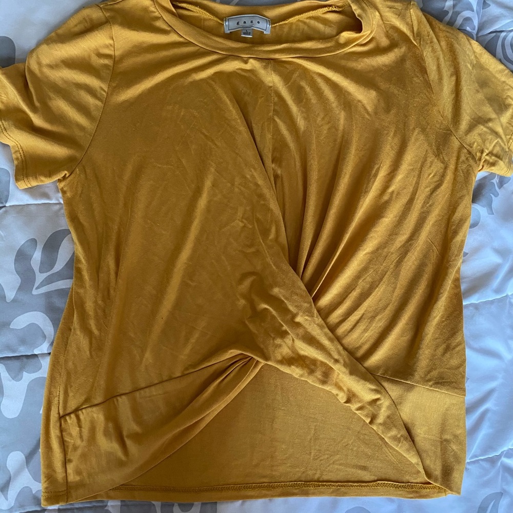 Yellow cropped tee - Picture 2 of 5